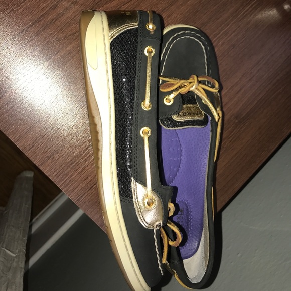 Gently used gold/black Sperry shoes - Picture 2 of 2